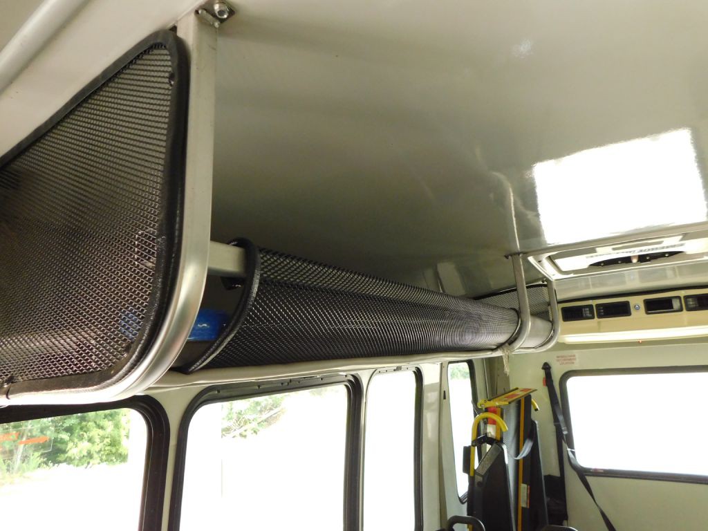 2011 Ford Econoline Image 24