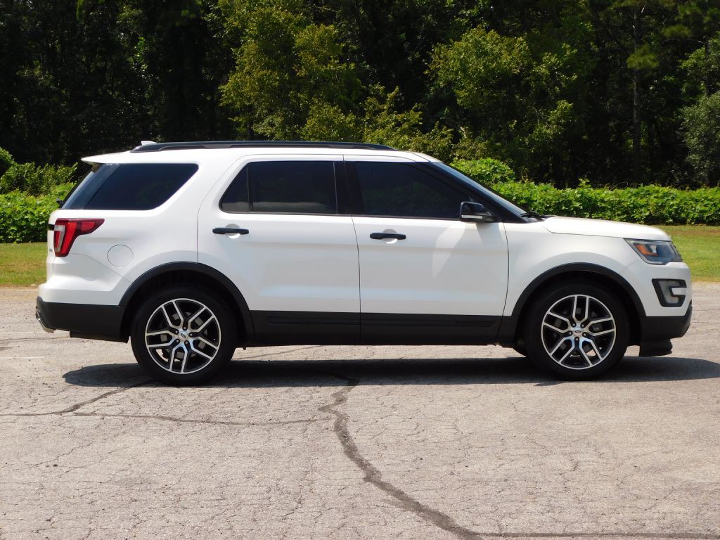 2016 Ford Explorer Image 3