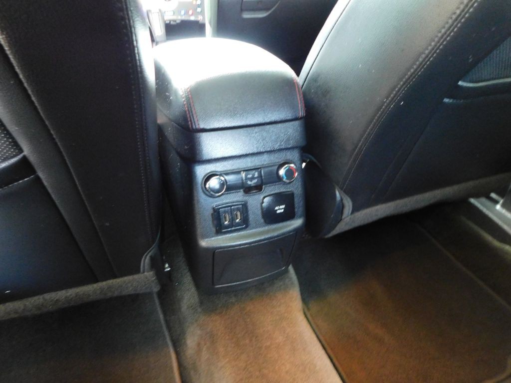 2016 Ford Explorer Image 24