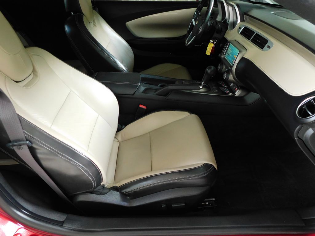 2013 Chevrolet Camaro Image 27