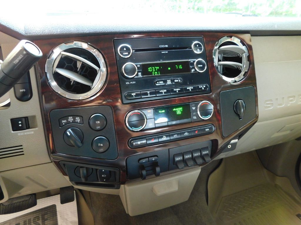 2009 Ford F-250 Image 13