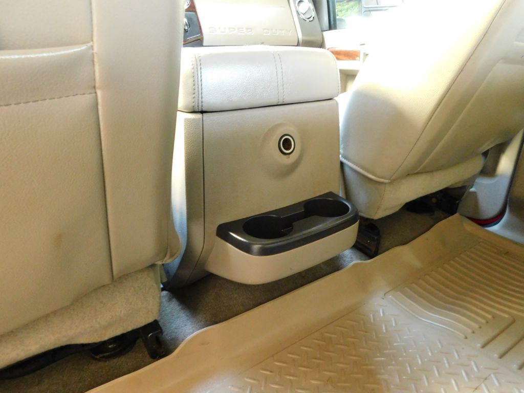 2009 Ford F-250 Image 24