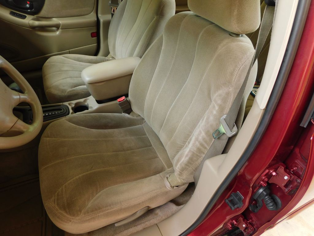 2002 Chevrolet Malibu Image 8