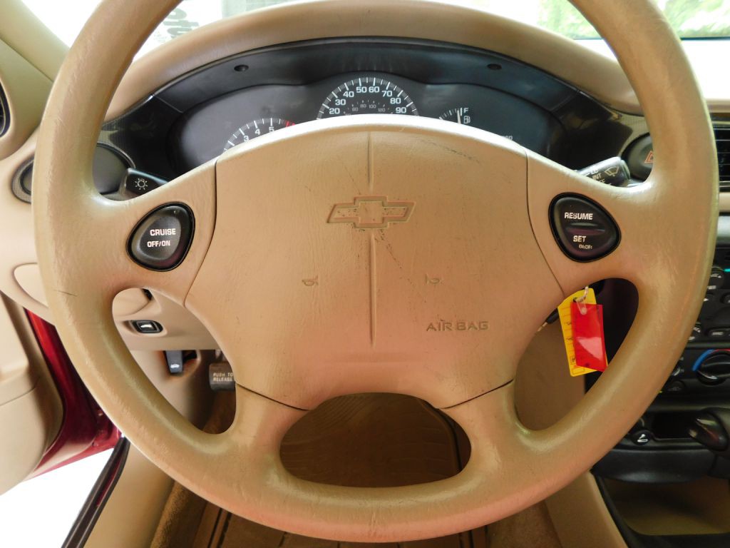 2002 Chevrolet Malibu Image 10