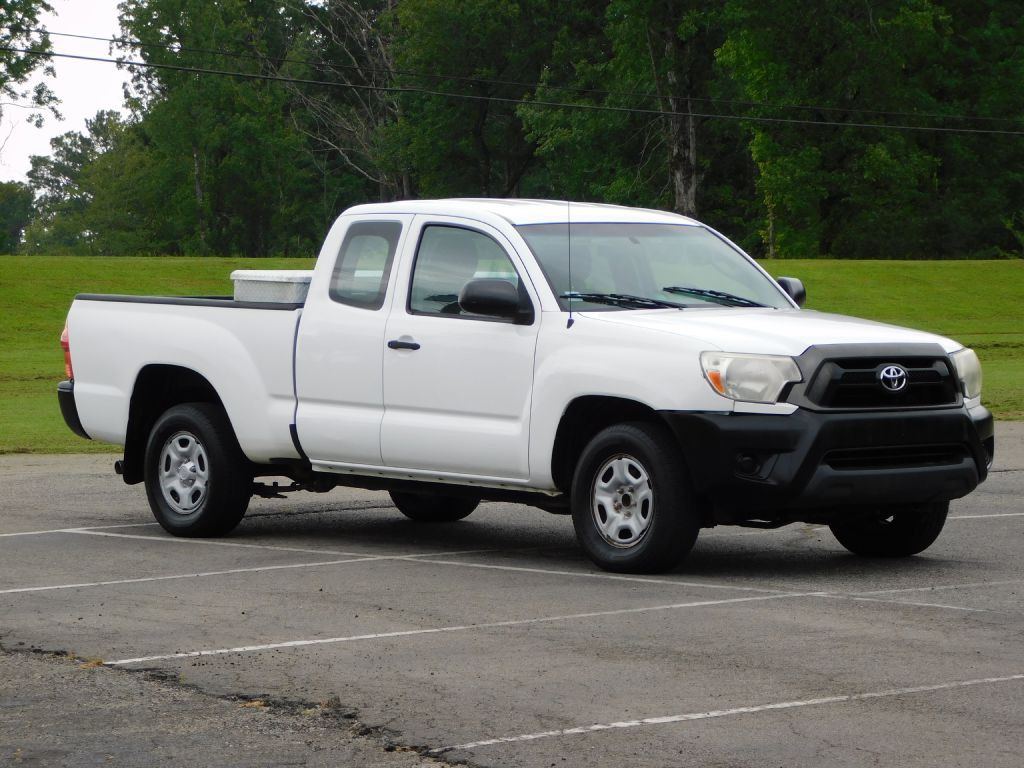 2015 Toyota Tacoma Image 8
