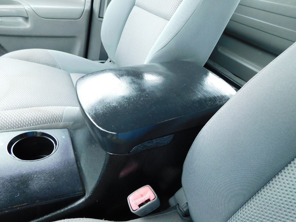 2015 Toyota Tacoma Image 17