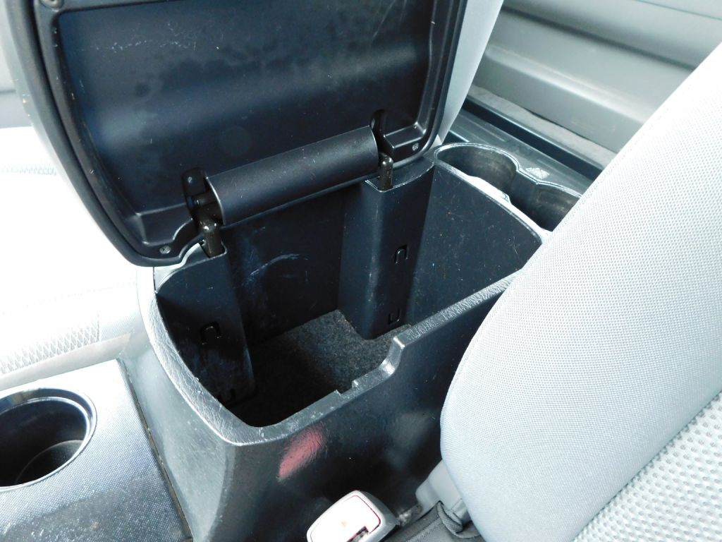 2015 Toyota Tacoma Image 18