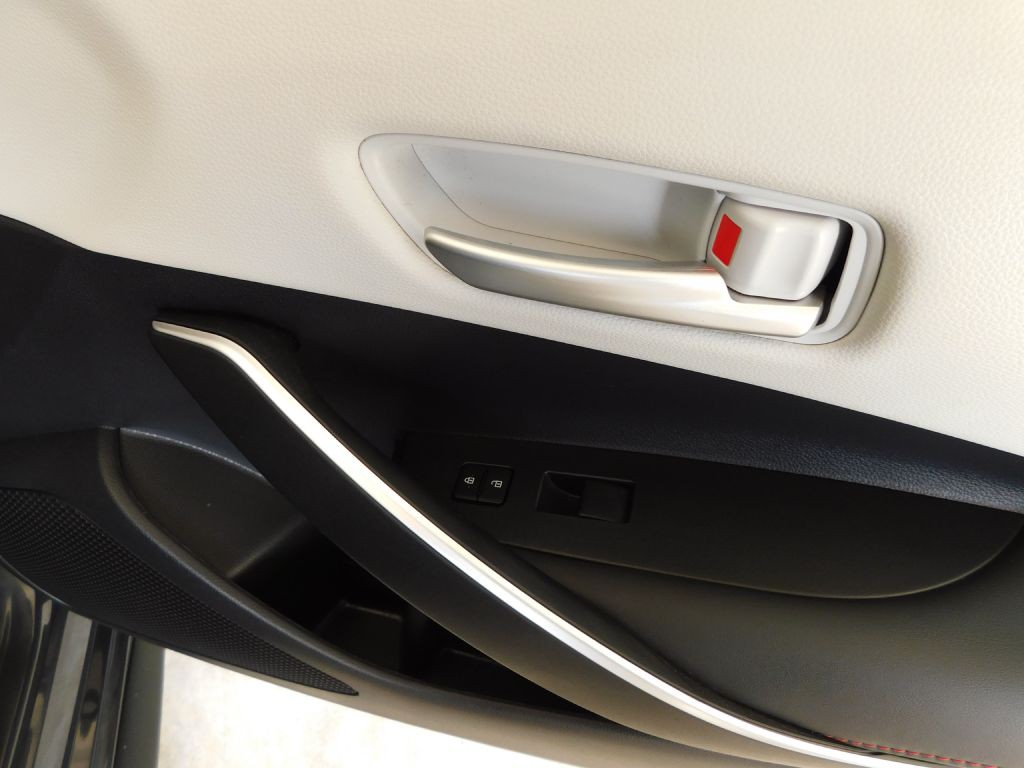 2023 Toyota Corolla Image 30