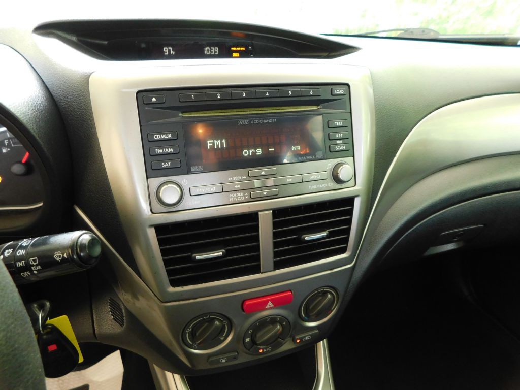 2010 Subaru Impreza Image 12