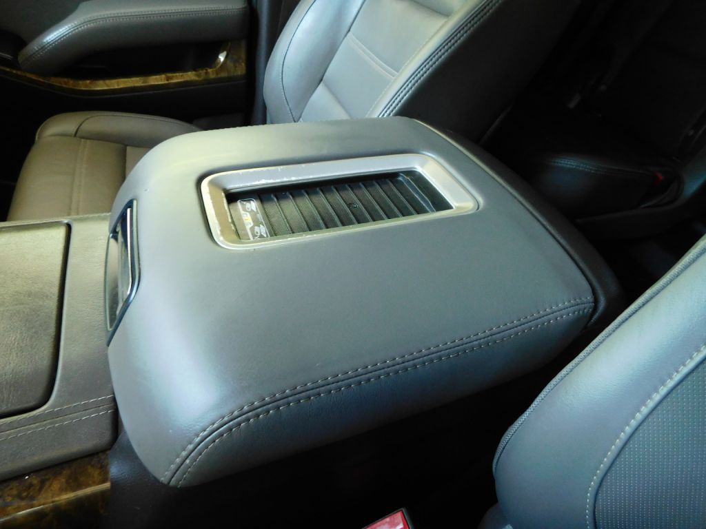 2016 GMC Yukon Image 18