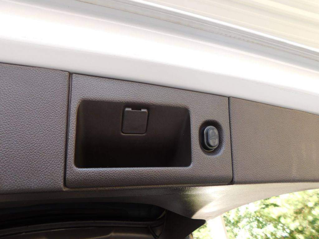 2016 GMC Yukon Image 30