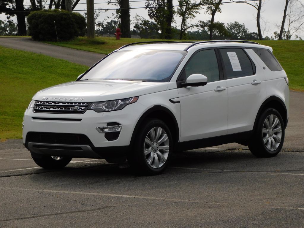 2017 Land Rover Discovery Sport Image 2