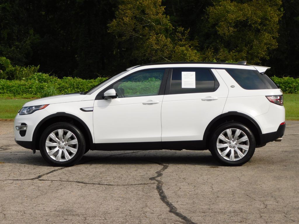 2017 Land Rover Discovery Sport Image 4