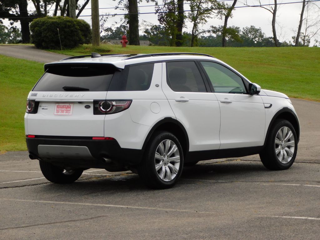 2017 Land Rover Discovery Sport Image 6