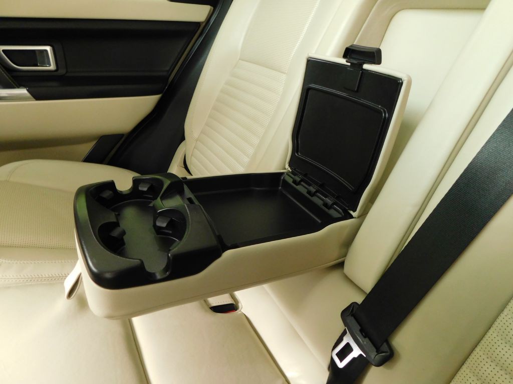 2017 Land Rover Discovery Sport Image 28
