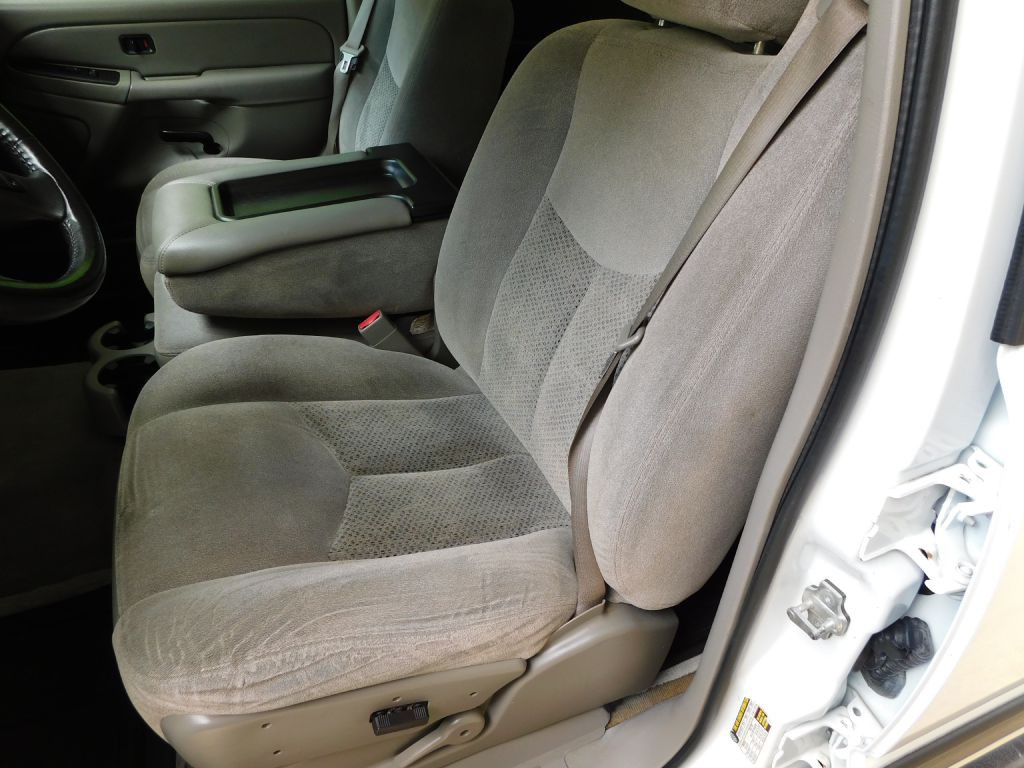 2005 Chevrolet Tahoe Image 8
