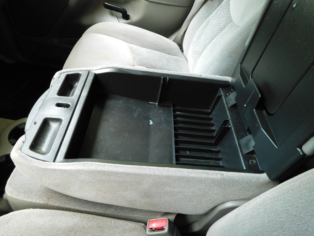 2005 Chevrolet Tahoe Image 16