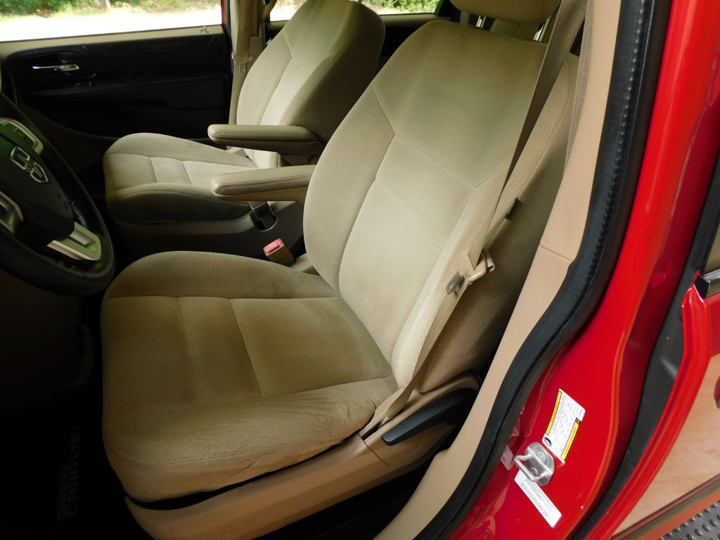 2014 Dodge Grand Caravan Image 8