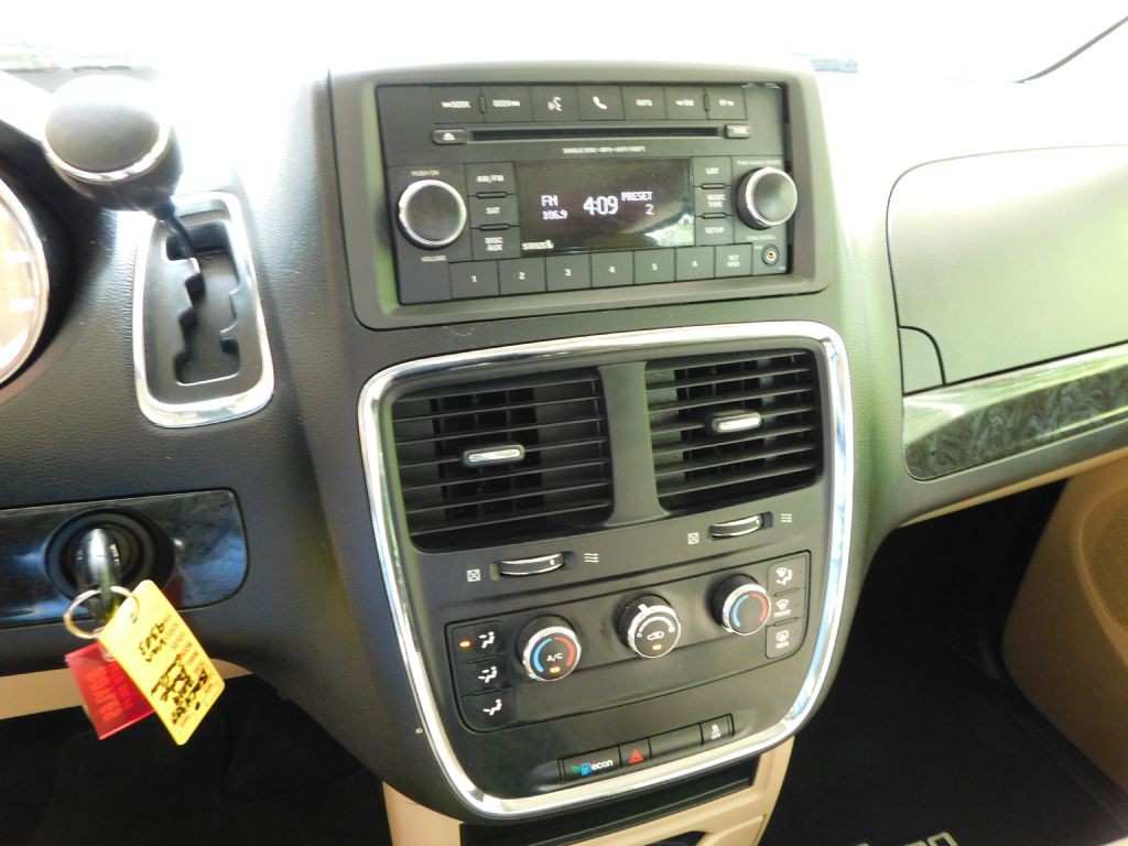 2014 Dodge Grand Caravan Image 12