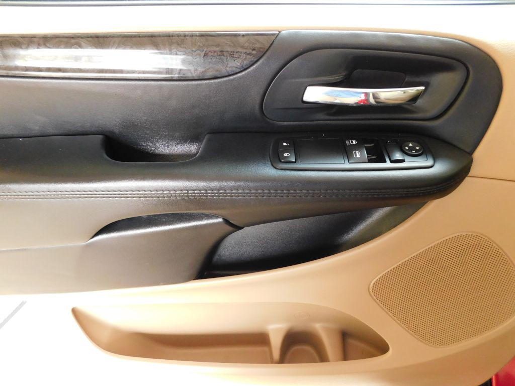 2014 Dodge Grand Caravan Image 16