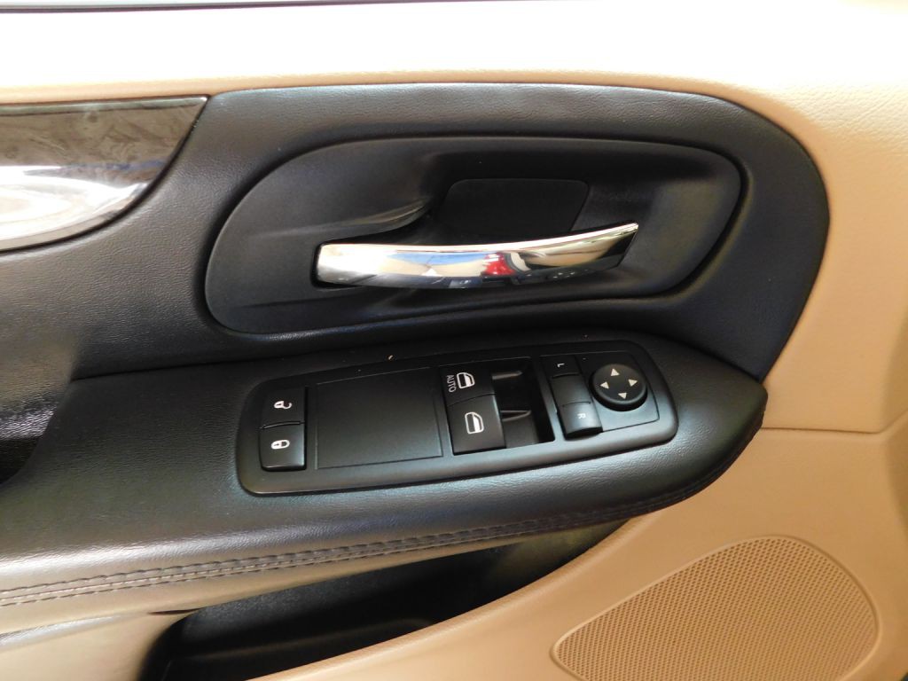 2014 Dodge Grand Caravan Image 17