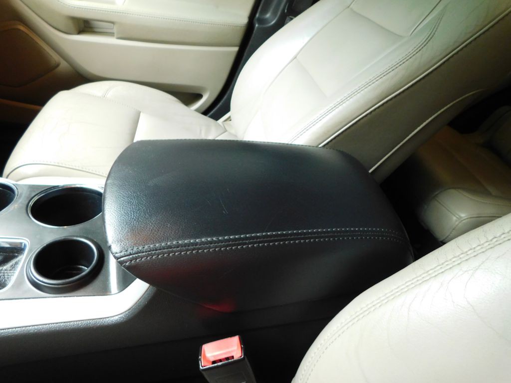 2013 Ford Explorer Image 19