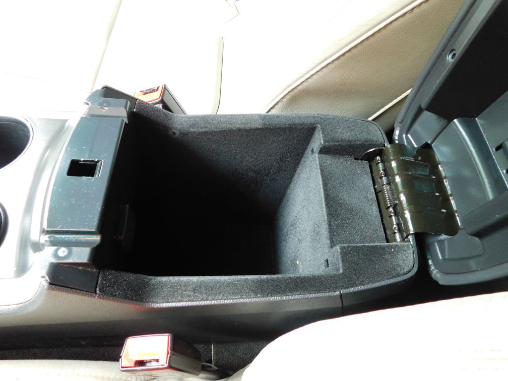 2013 Ford Explorer Image 20
