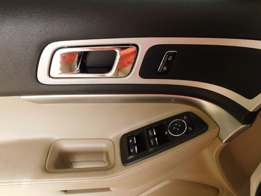 2013 Ford Explorer Image 23