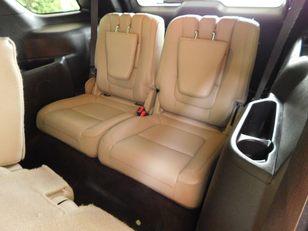 2013 Ford Explorer Image 26