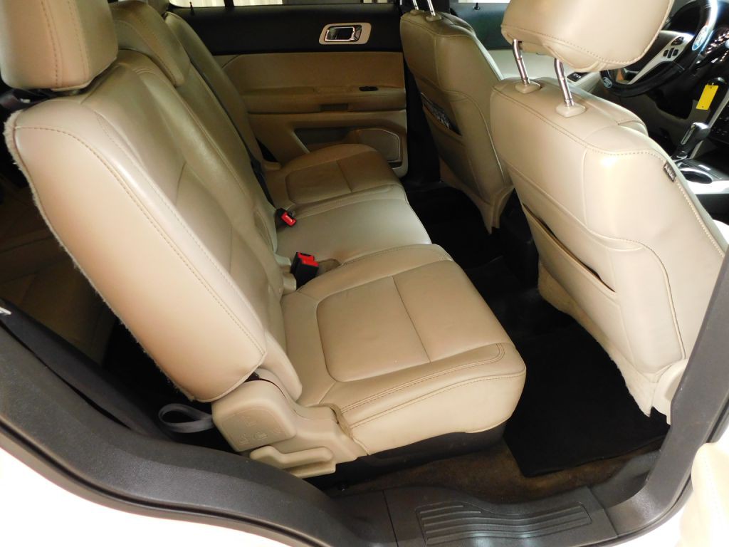 2013 Ford Explorer Image 32