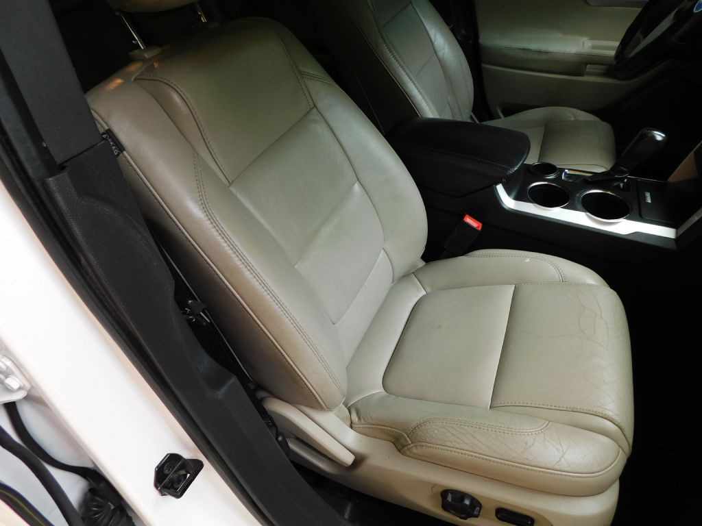 2013 Ford Explorer Image 34