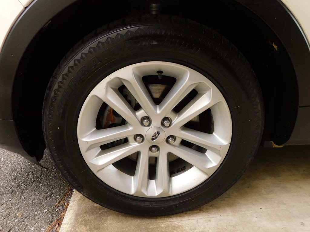 2013 Ford Explorer Image 39