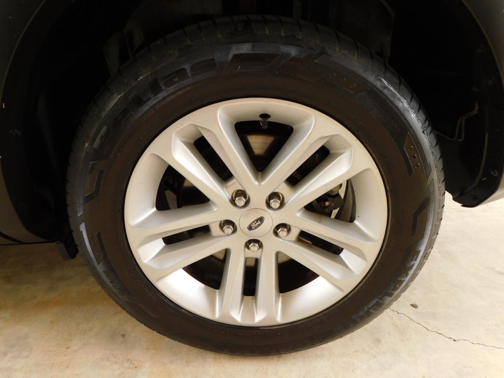 2013 Ford Explorer Image 40