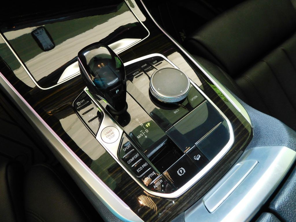 2019 BMW X5 Image 18
