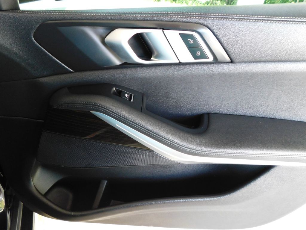 2019 BMW X5 Image 38