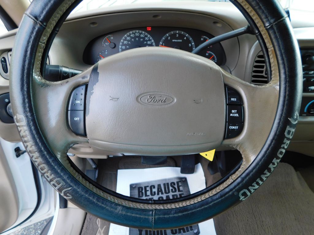 2001 Ford F-150 Image 12