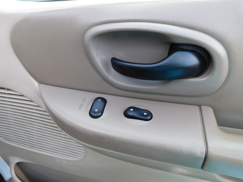 2001 Ford F-150 Image 27