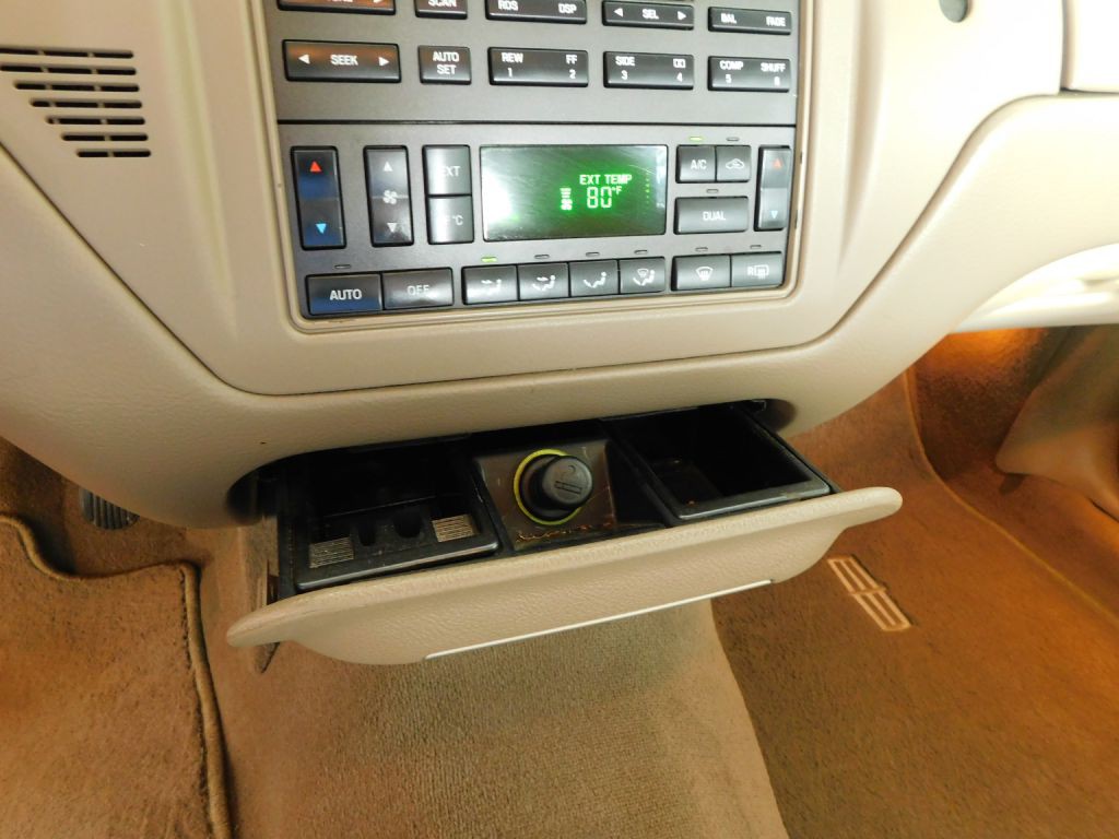 2005 Lincoln Town Car Image 14