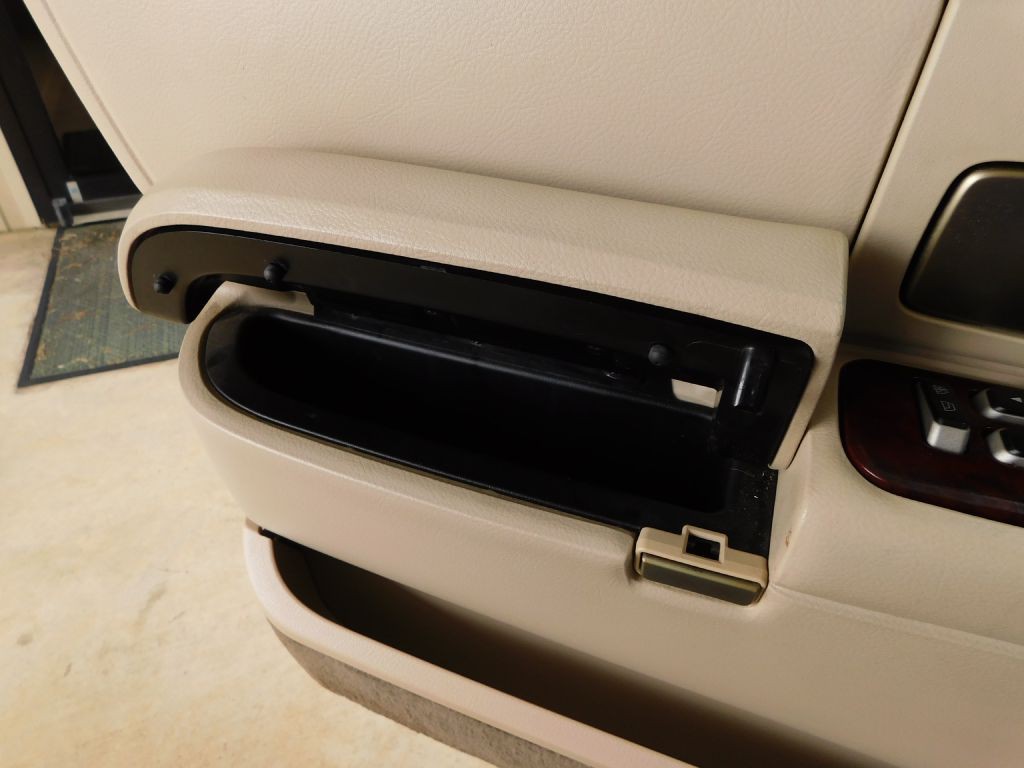2005 Lincoln Town Car Image 23