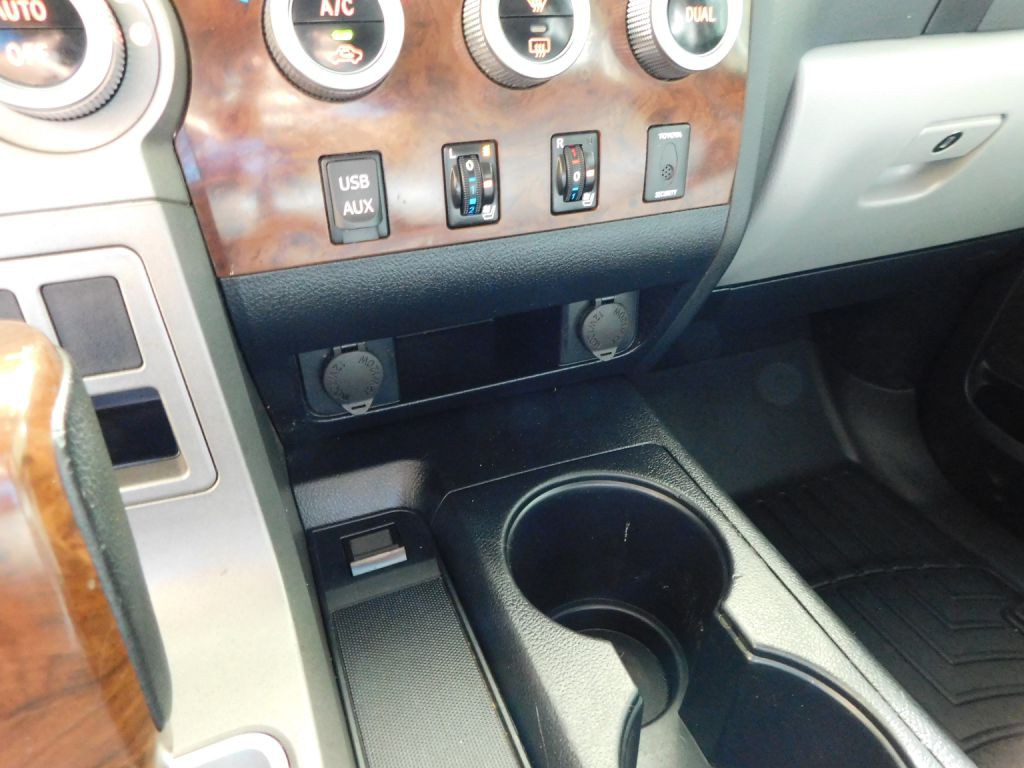 2012 Toyota Tundra Image 18