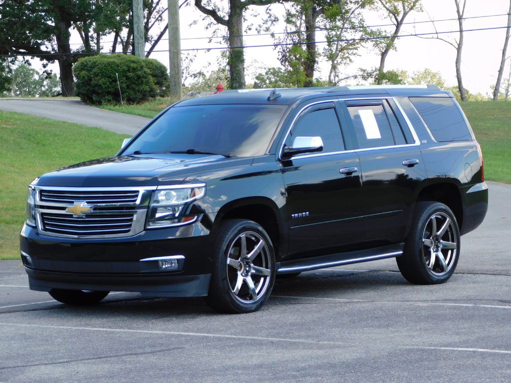 2016 Chevrolet Tahoe Image 2