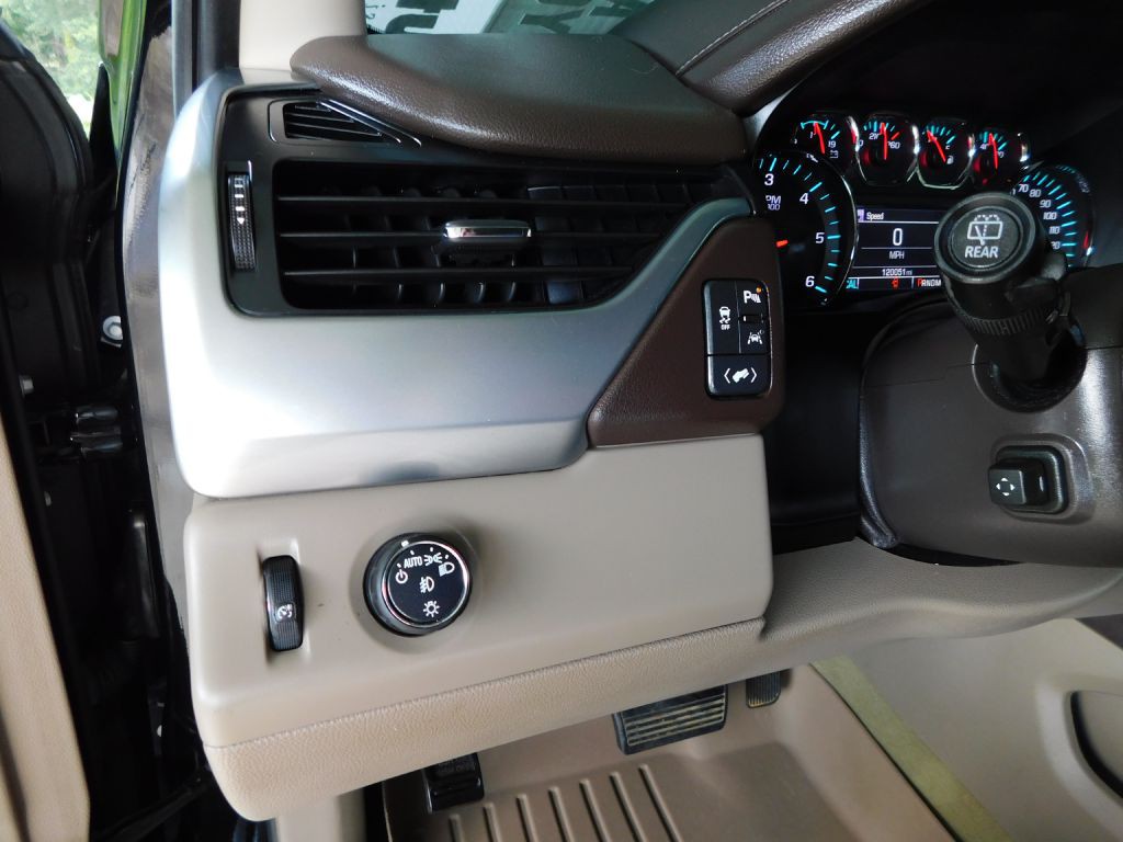 2016 Chevrolet Tahoe Image 13