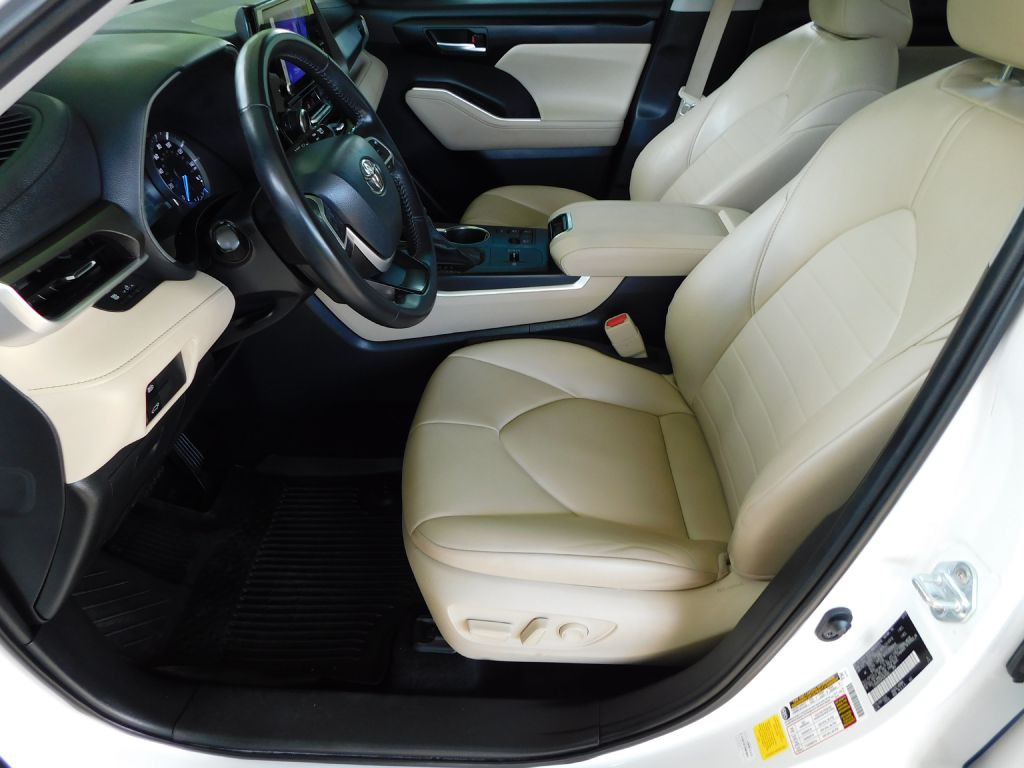 2023 Toyota Highlander Image 8