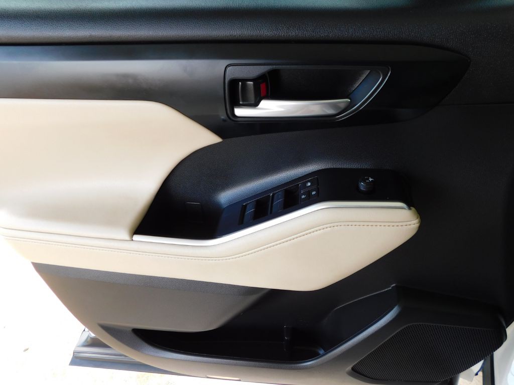2023 Toyota Highlander Image 23