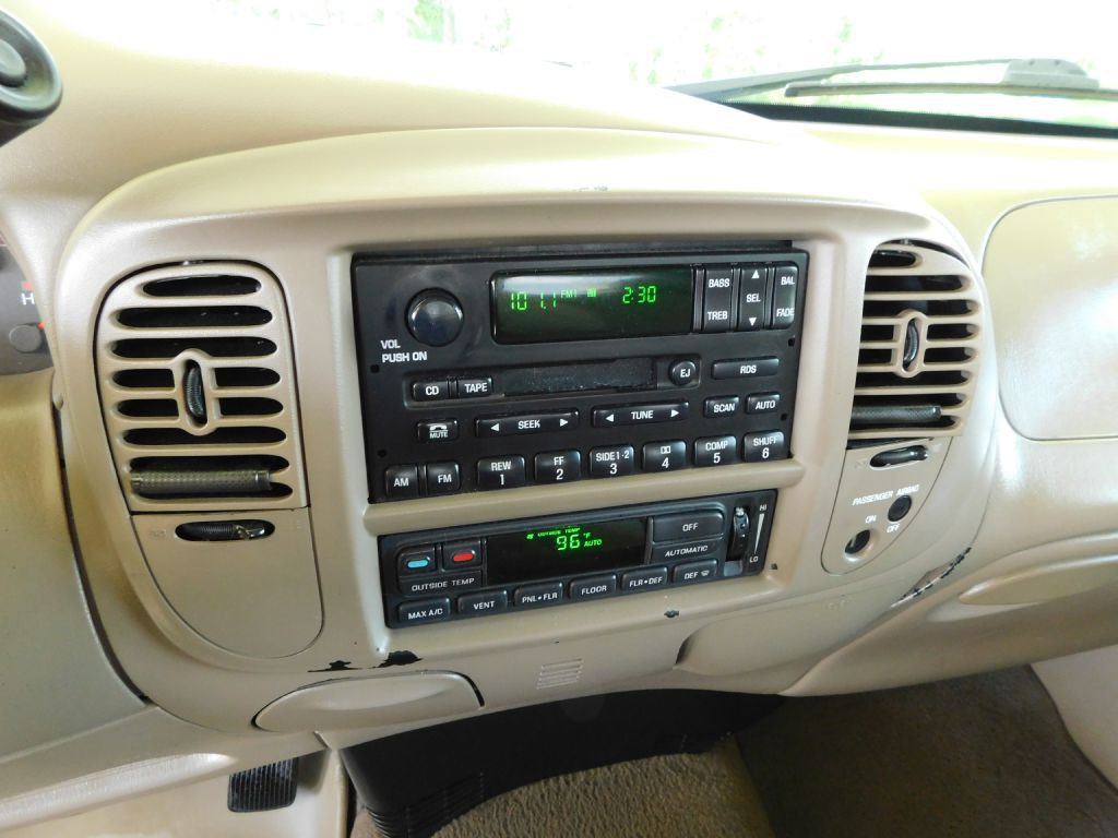 2002 Ford F-150 Image 15