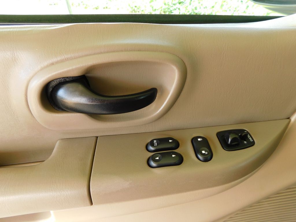 2002 Ford F-150 Image 22