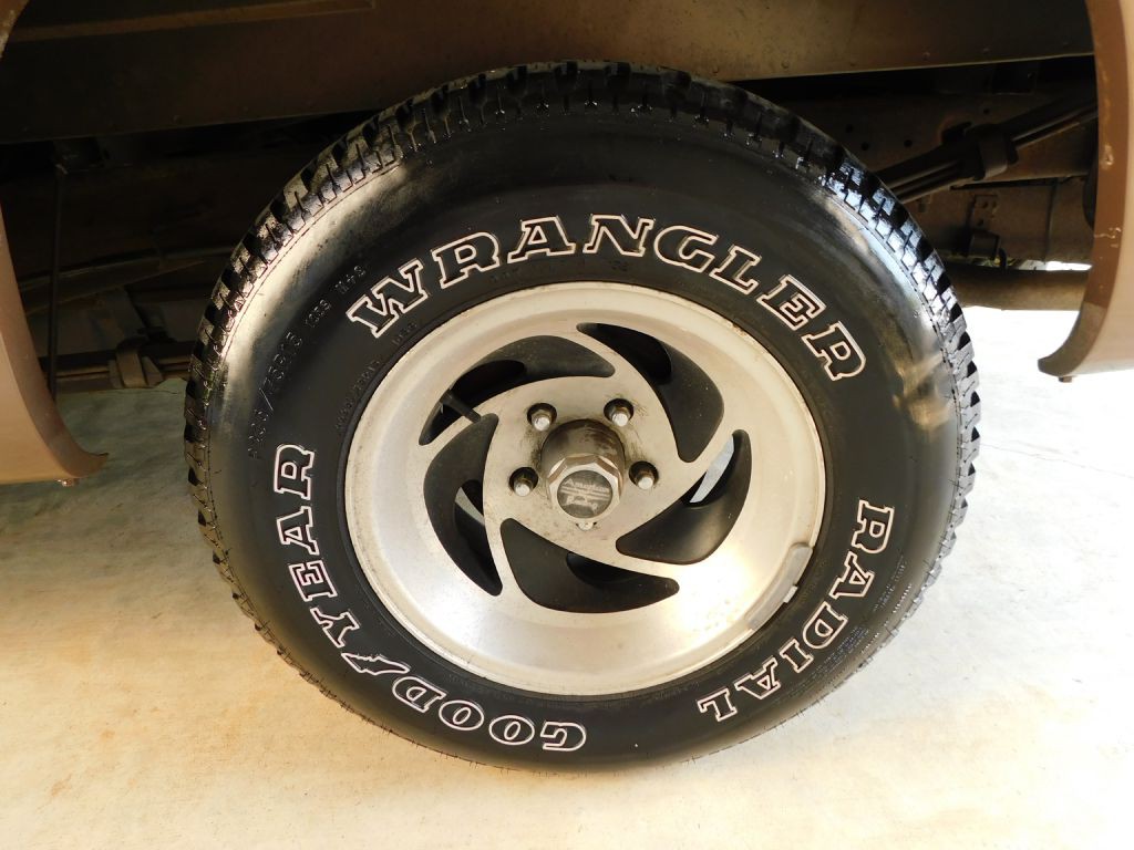 1995 GMC Sierra Image 25