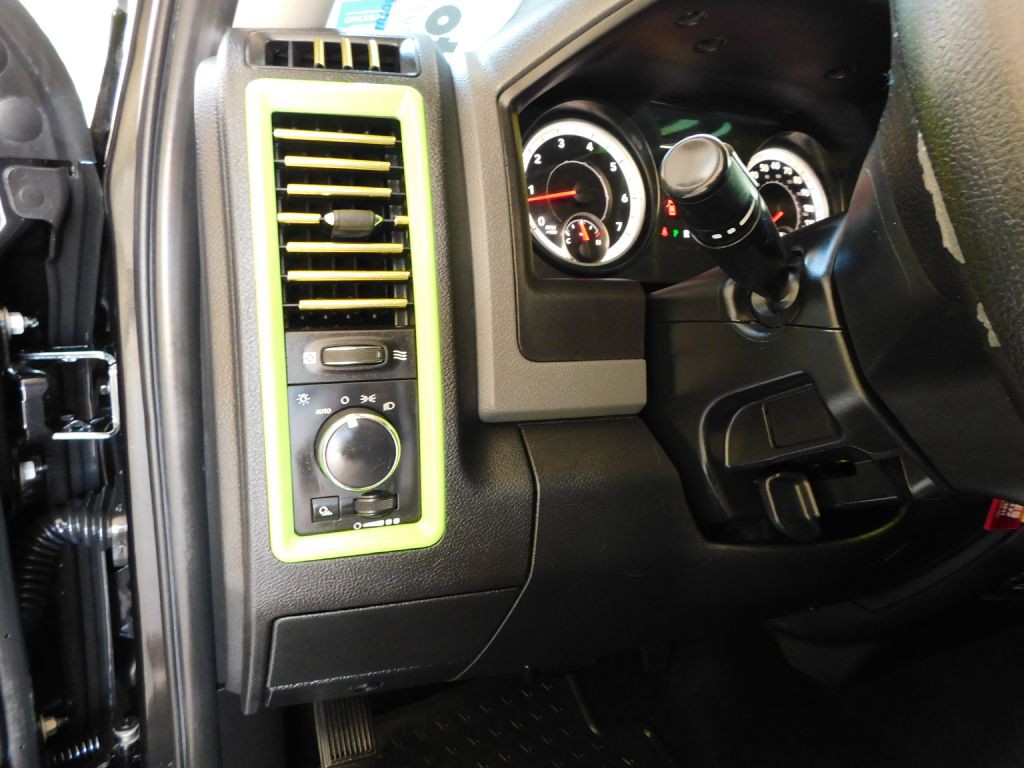 2015 RAM 1500 Image 11