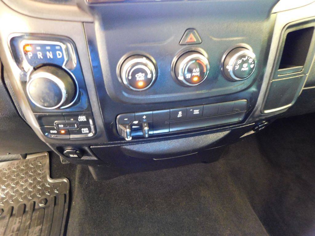 2015 RAM 1500 Image 14