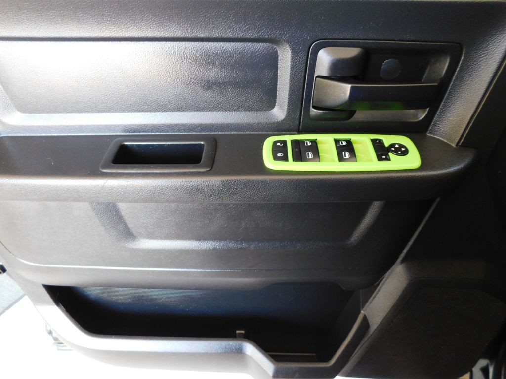 2015 RAM 1500 Image 19